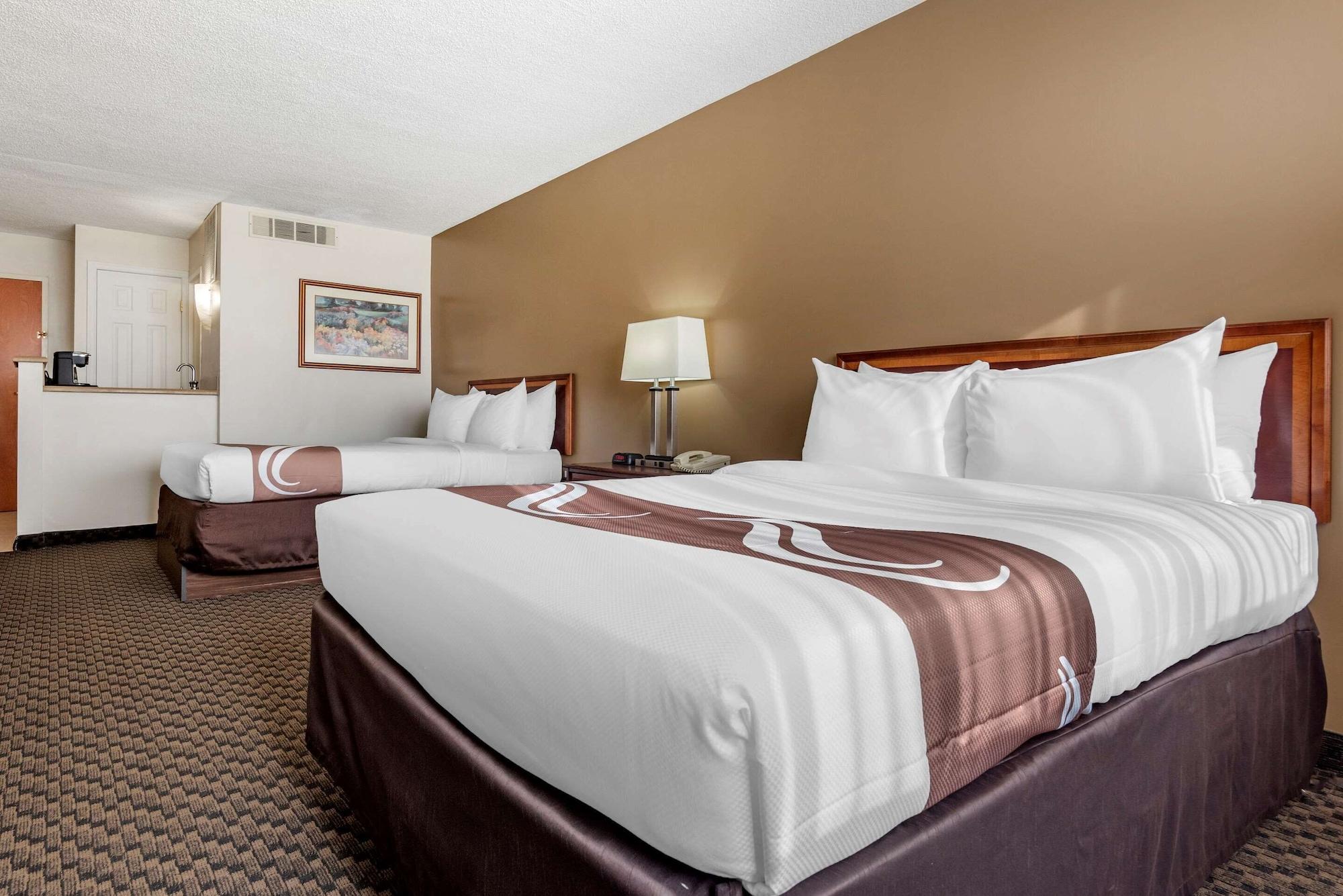 Quality Inn & Suites Vestal Binghamton Near University Eksteriør bilde