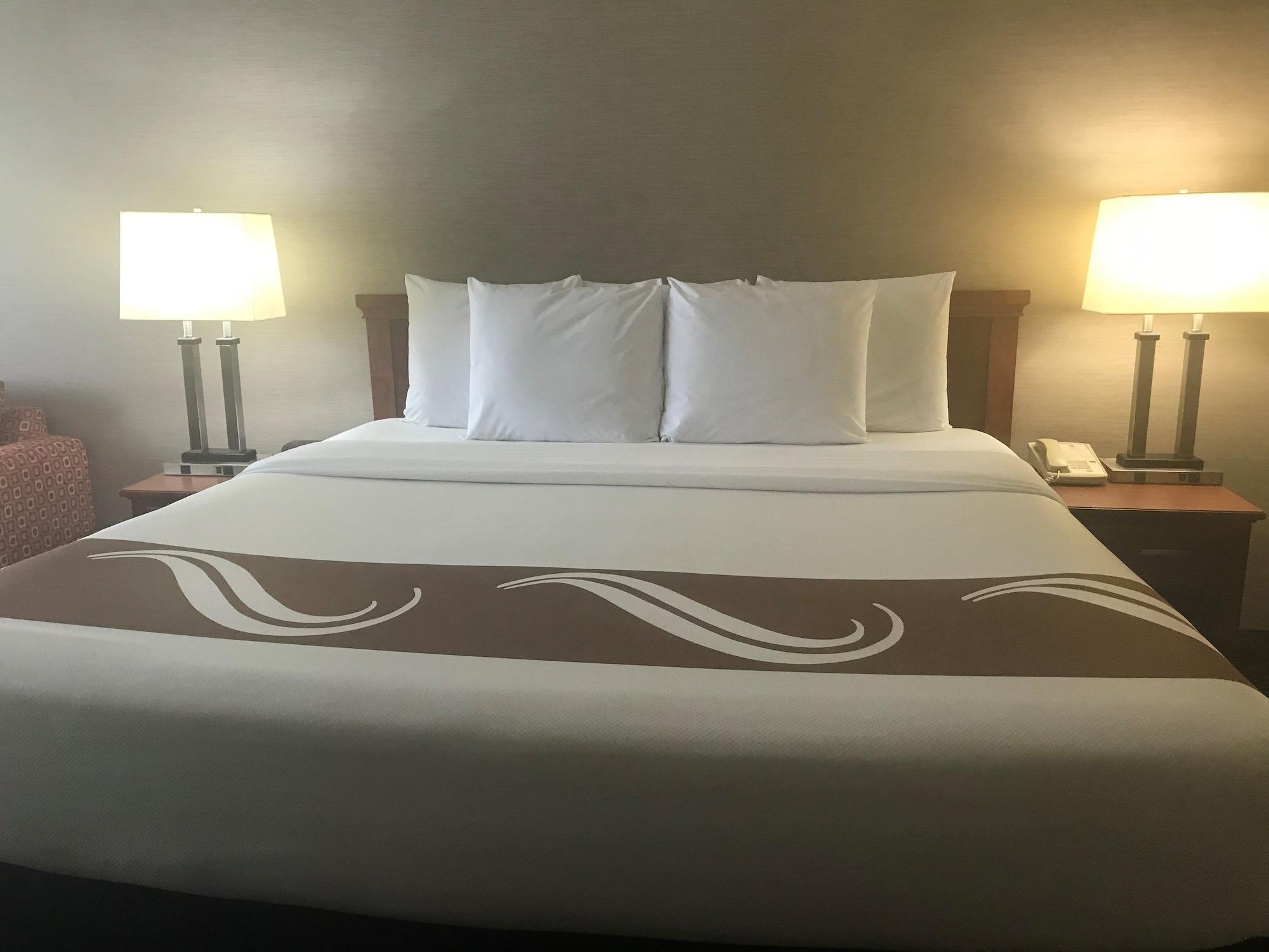 Quality Inn & Suites Vestal Binghamton Near University Eksteriør bilde