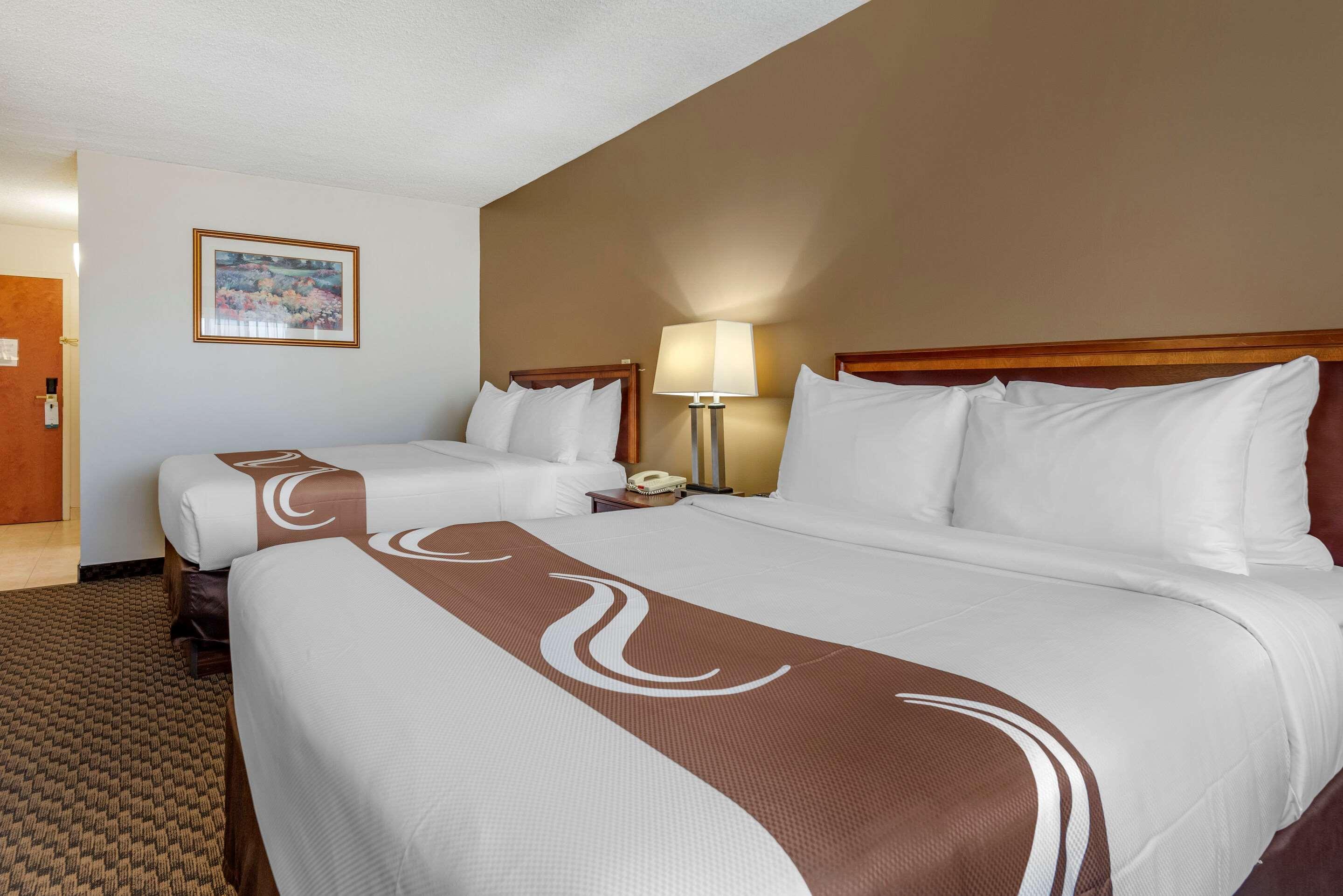 Quality Inn & Suites Vestal Binghamton Near University Eksteriør bilde
