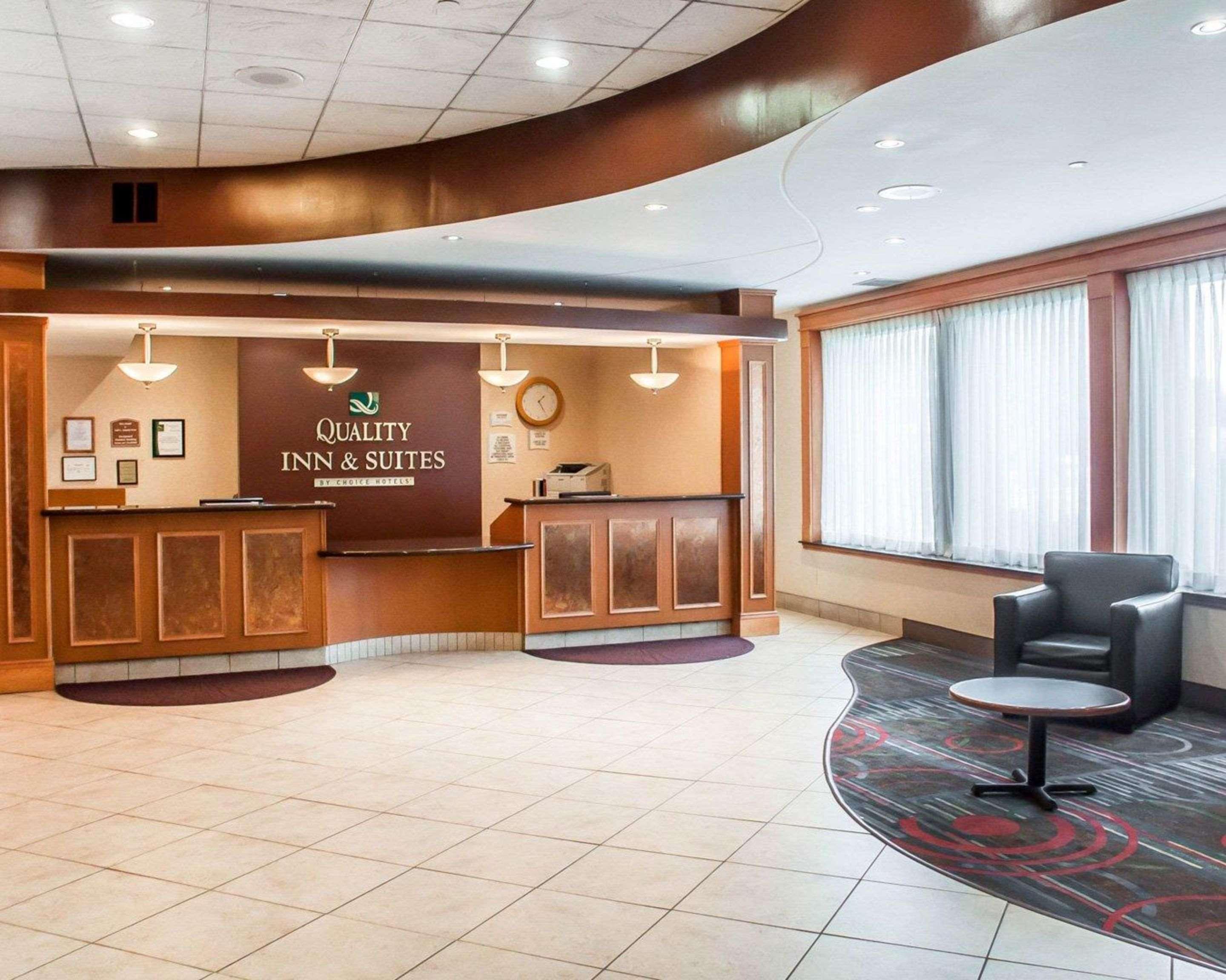 Quality Inn & Suites Vestal Binghamton Near University Eksteriør bilde