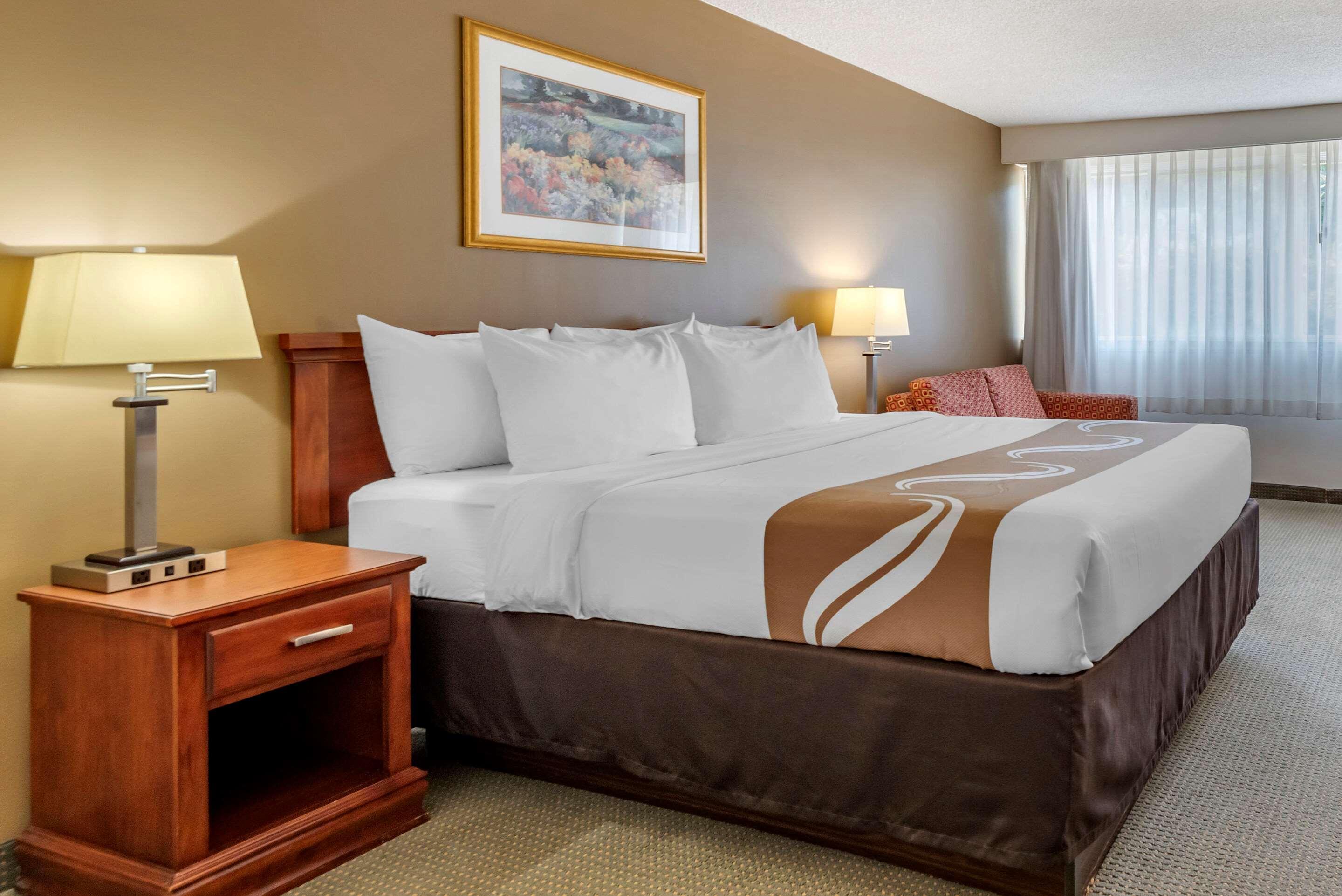 Quality Inn & Suites Vestal Binghamton Near University Eksteriør bilde