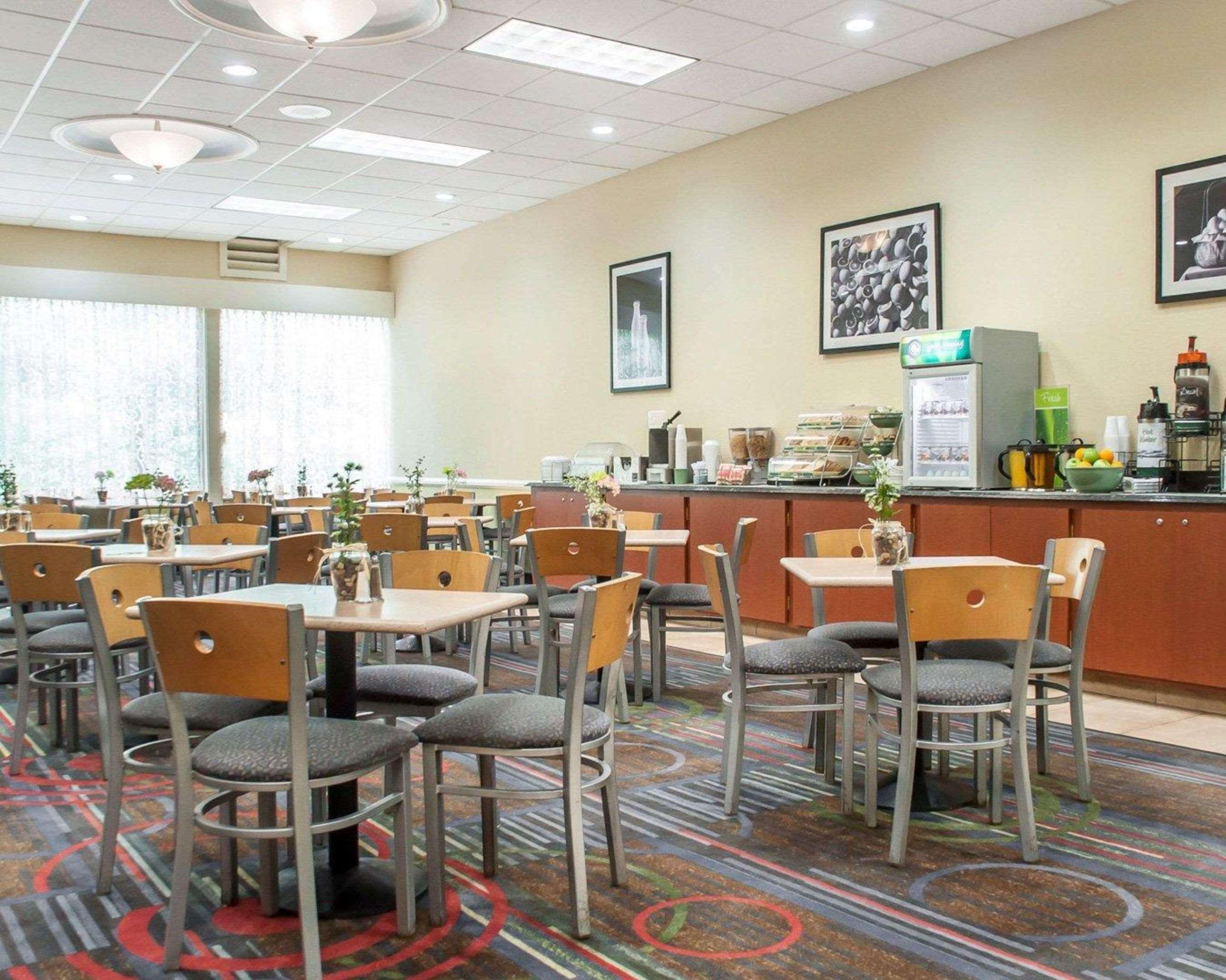 Quality Inn & Suites Vestal Binghamton Near University Eksteriør bilde