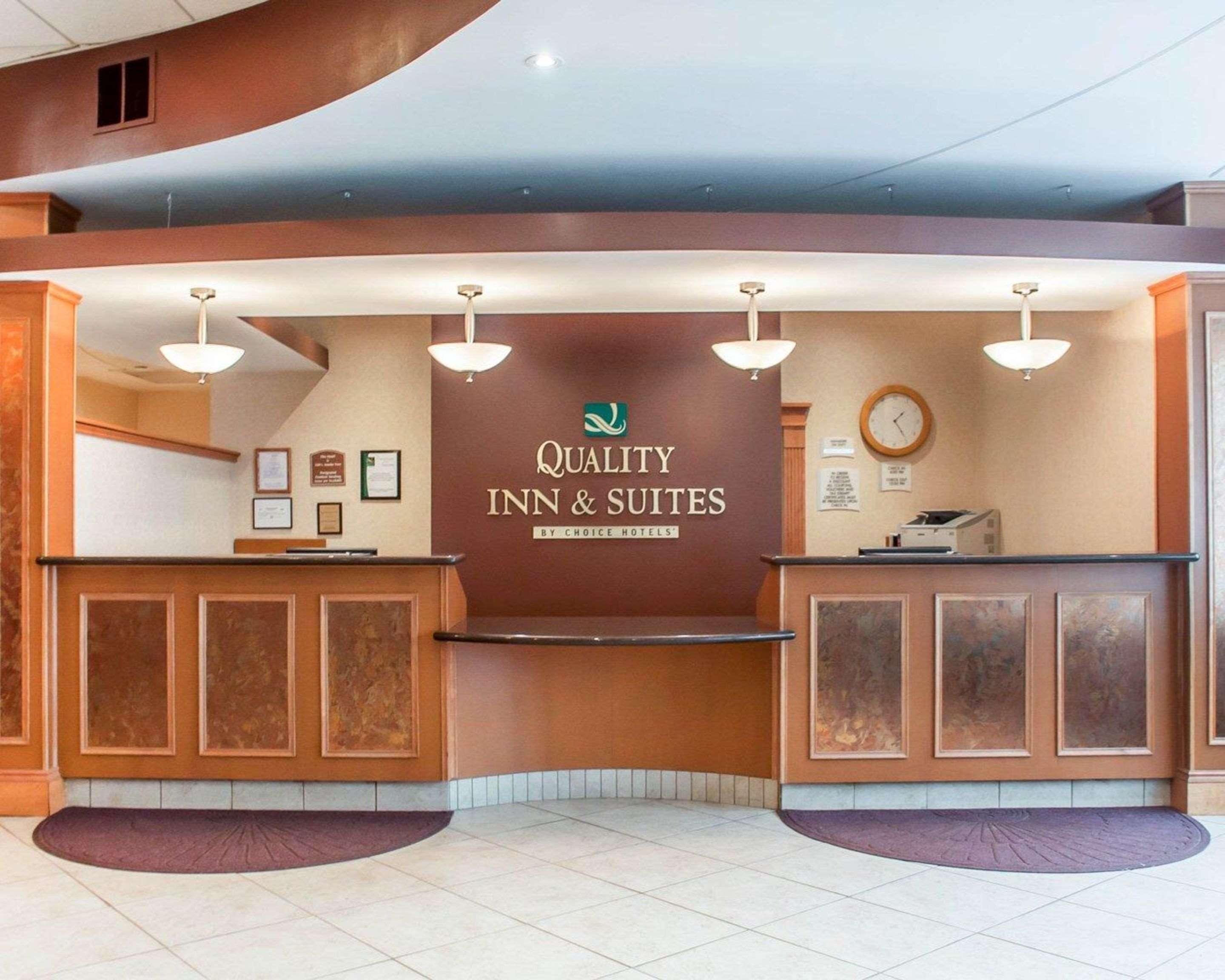 Quality Inn & Suites Vestal Binghamton Near University Eksteriør bilde