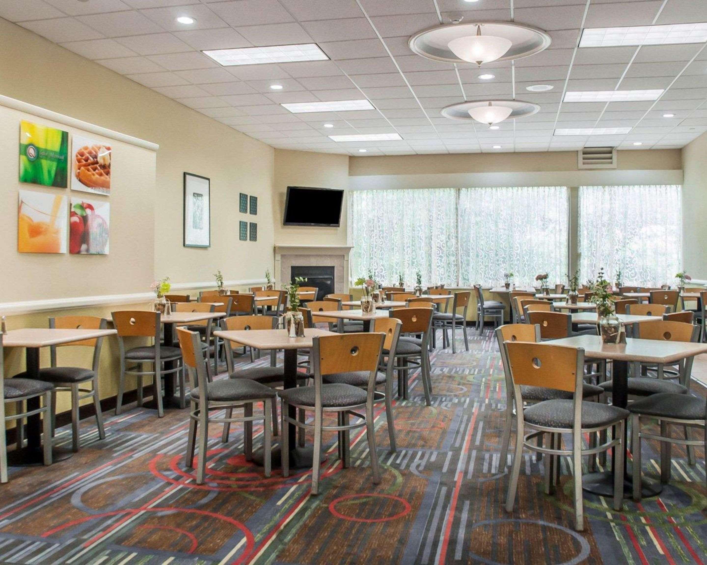 Quality Inn & Suites Vestal Binghamton Near University Eksteriør bilde